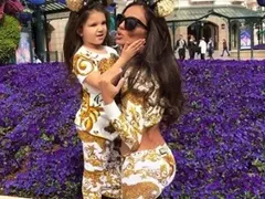 Николета Лозанова подготвя първокласничка