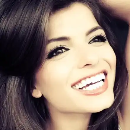 Пътят към успеха на Славена Вътова минал през рецепция в заведение, болница в Испания и складове в Милано