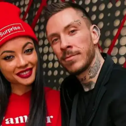 Павката посвети песен на жена си