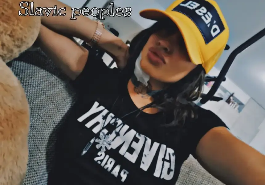 Пес нахапа Марешка Бадерм за гърлото, плеймейтката в критично състояние (Шок снимки)