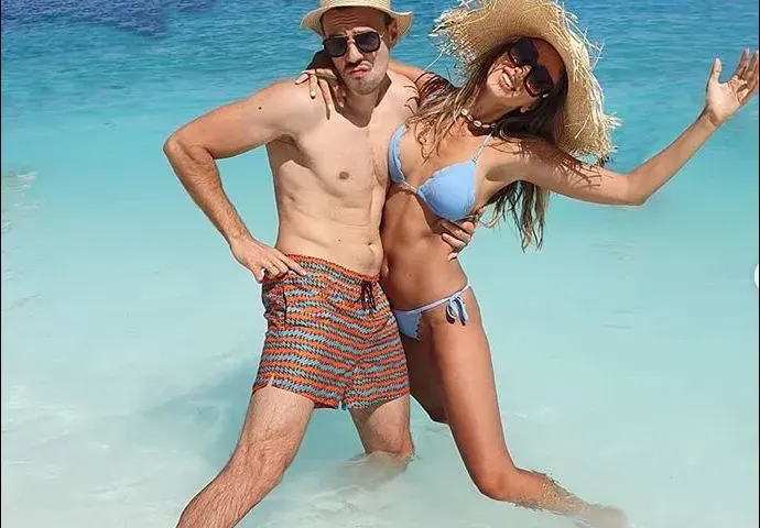 Петканови оставиха бебето