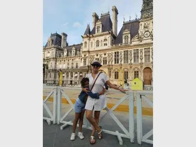 Порасналата щерка на Чочо Попйорданов тръгва в първи клас