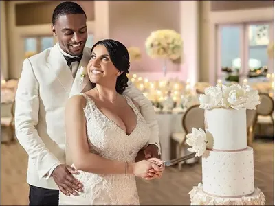 Радина Джордан тъне в лукс