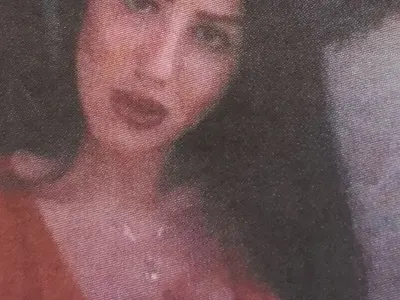 С тази гореща мацка върти любов от затвора Янко Ваташки!  (Снимки)