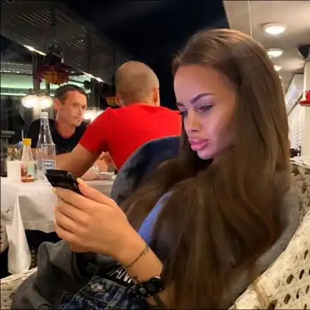 Сузанита изригна срещу съученички