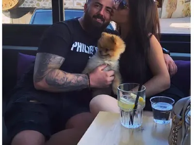 Тунингованата приятелка на бияча от „Фермата“ вилнее в мрежата: Ако бях на негово място щях да й спукам главата на „гордата българка“!