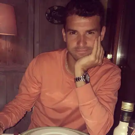 Вижте ТАЙНОТО гадже на Гришо! (СНИМКИ)