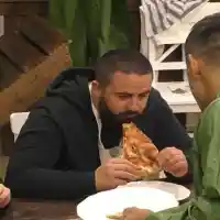 Започна войната за храна във „Фермата“