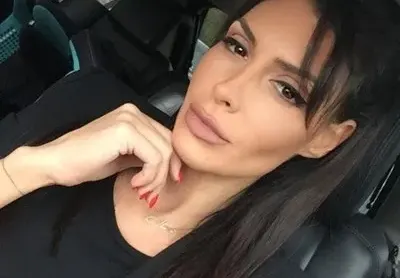 Защо Черната Златка налита само на мъже с деца? Тя ли развали семейството на фитнес инструктора Кирил?