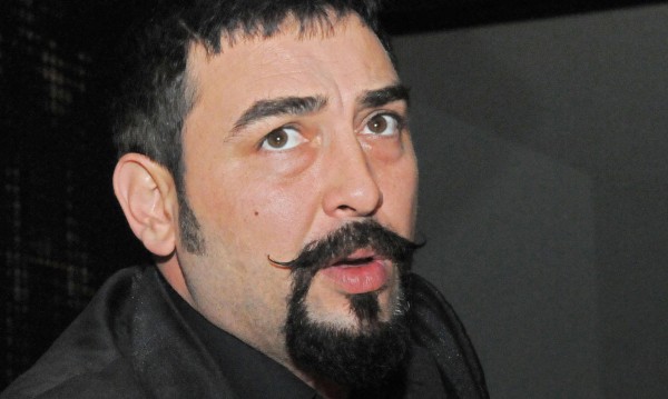 Устата се преквалифицира (Рапърът вече е стендъп комик)