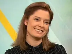Алекс Сърчаджиева разказва живота си в спектакъл