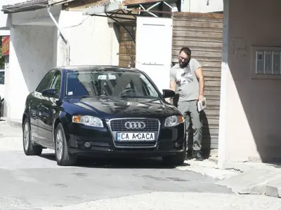 Антон Хекимян в див скандал със строители (Водещият скочи заради нередовен строеж)