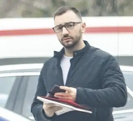 Антон Хекимян във война със строителна фирма