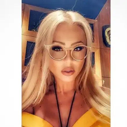 Ася Капчикова тръгна на театър