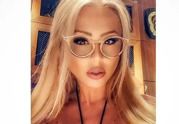 Ася Капчикова тръгна на театър