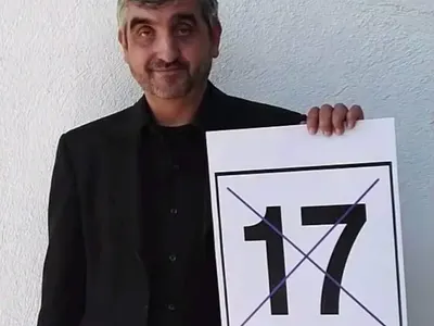 Брутално: Пошлост и вулгарни послания се леят от плакатите на мераклии за кметове (Галерия)