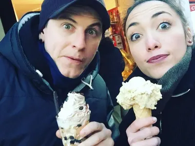 Дъщерята на кака Лара лудо влюбена