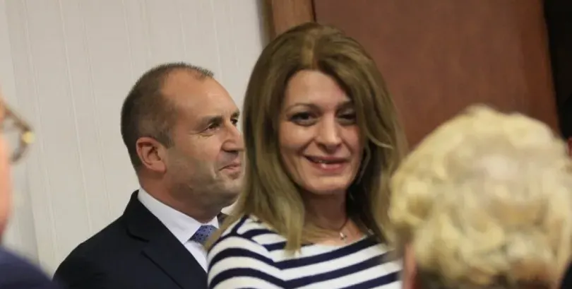 Деси Радева вдигна пищна морска сватба (Снимки)