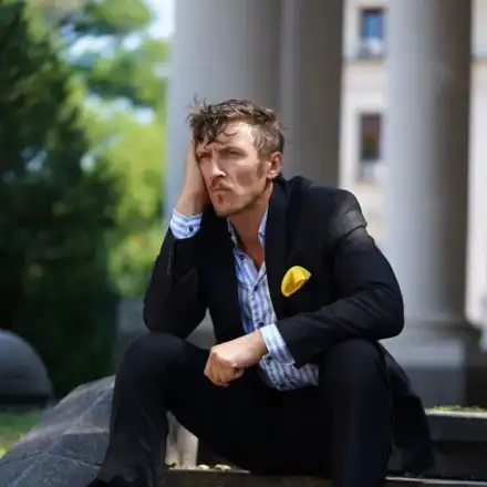 Димо Алексиев продава чорапи