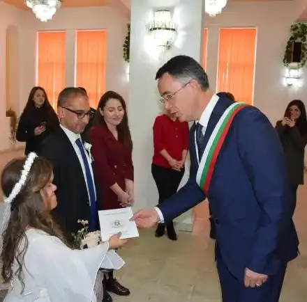 Ето я най-малката булка