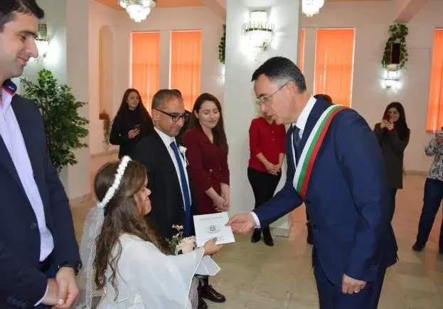 Ето я най-малката булка