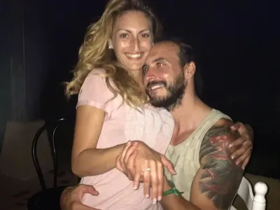 Грандиозна измама във „Фермата“!! „Влюбеният“ Краси крие годеница в Испания (Вижте снимки на ТАЙНОТО му семейство)