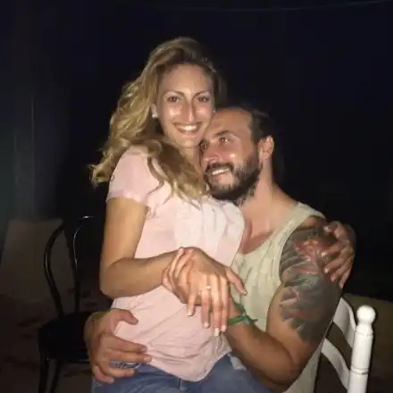 Грандиозна измама във „Фермата“!! „Влюбеният“ Краси крие годеница в Испания (Вижте снимки на ТАЙНОТО му семейство)