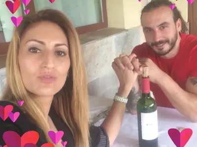 Грандиозна измама във „Фермата“!! „Влюбеният“ Краси крие годеница в Испания (Вижте снимки на ТАЙНОТО му семейство)