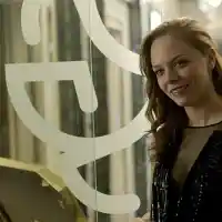 Йоанна Темелкова няма сили за купони (Актрисата предпочита да си стои вкъщи с бебето)