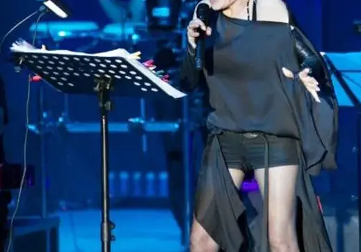 Лекарите на естрадната икона възмутени:  Лили играе на руска рулетка със здравето си!