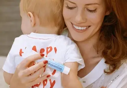 Лео на Гери Малкоданска вече ходи (Бебето на синоптичката с прощъпулник)