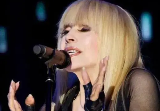 Лили лапва нов милион: Работете и ще изкарате пари! (862 000 лв. чисто спечели звездата през 2018 г.)