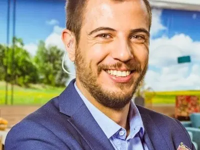 Мъжът на Петя Дикова куфее на чалга