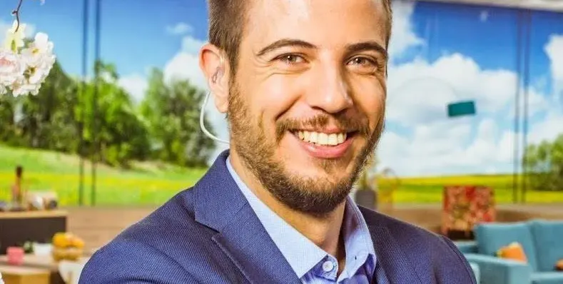 Мъжът на Петя Дикова куфее на чалга