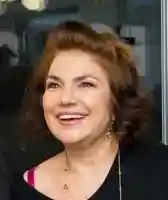 Марта Вачкова била като Фрида Кало (Гримьорка я принудила да си оскубе веждите)