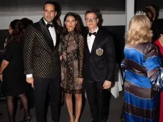 Мис Англия - дама на лорд Минчев за Българския бал в Лондон!