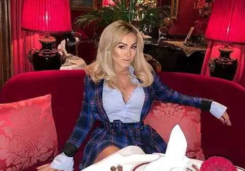 Нора Недкова се забавлява в Пратера