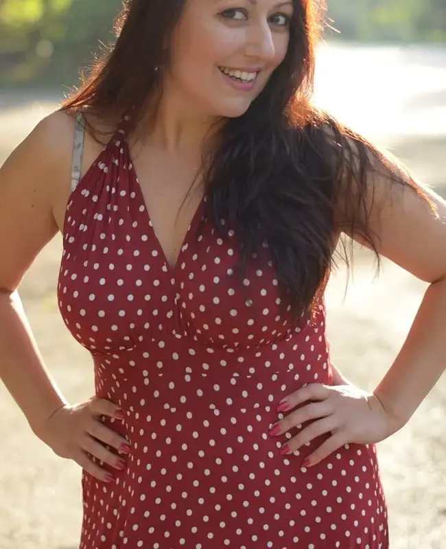 Пищни форми спасяват Милица Гладнишка по участия