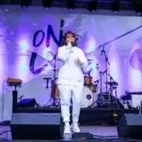 Празничен финал за One Love Tour 2019