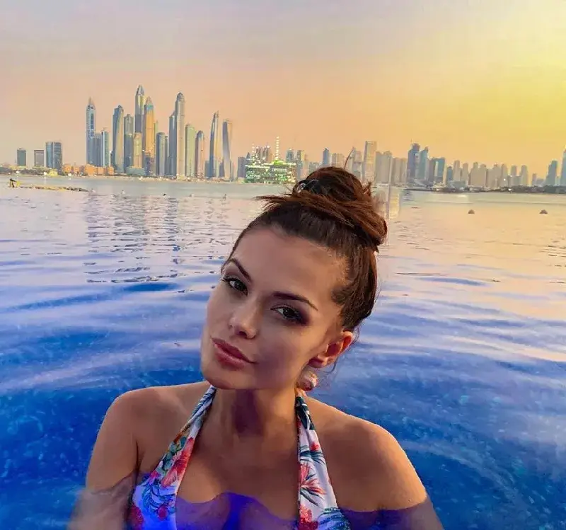 Преслава пръсна 20 бона за ваканция в Дубай