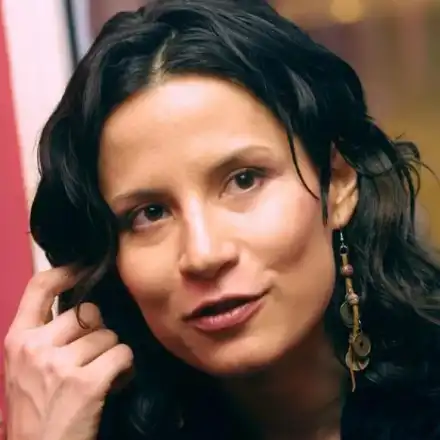 Режисьорката Зорница София се сгоди (Всичко за щастливото събитие)