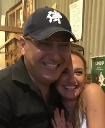 Шеф Манчев заряза младата любовница, която преди три месеца го дари със син