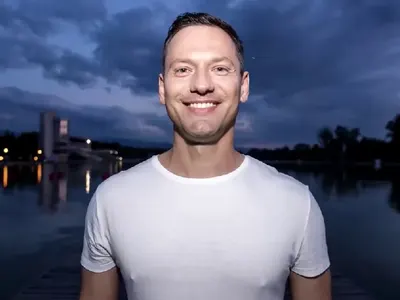 Щерката на Орлин Павлов – фотомодел (Вижте я в галерията)