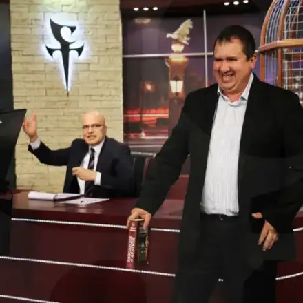 Слави Трифонов вкарва и Ванката в новата си партия