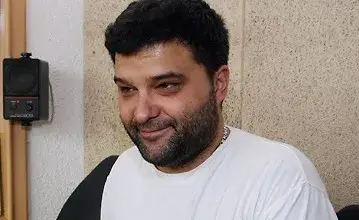 Соцстарлетката, обвинила Малък Тошко в изнасилване, се омъжва за италианец (Снимки)