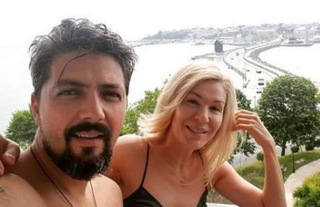 Стефан на Гала сваля жени със съобщения: Дълго няма да спреш да го ближеш! (Вижте какви ги върши зад гърба й)