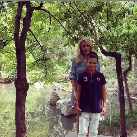 Талант! Синът на Венета Райкова с дебютен роман