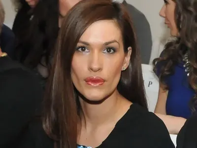 Теди Велинова захлебва от реклами