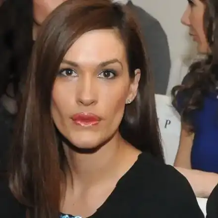 Теди Велинова захлебва от реклами