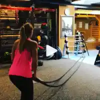 Анелия тренира с въжета